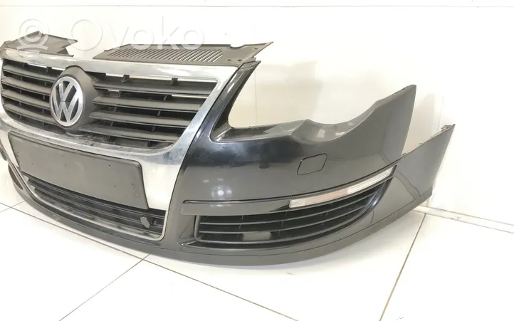 Volkswagen PASSAT B6 Front bumper 3CO807221C