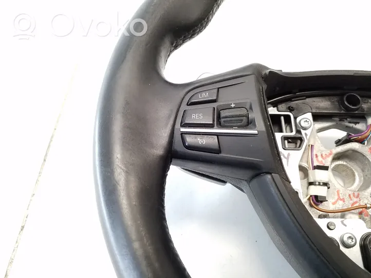 BMW 5 F10 F11 Steering wheel 18037731