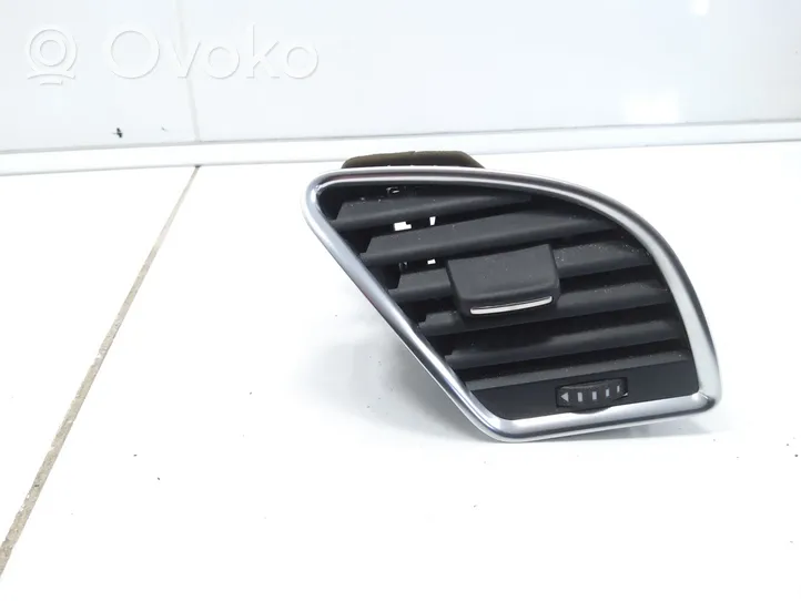 Audi A5 8T 8F Dashboard side air vent grill/cover trim 8T1820902C