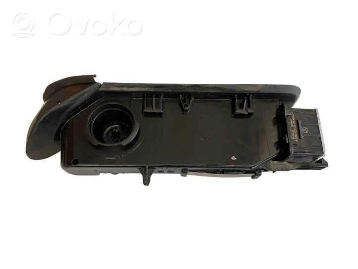 Mercedes-Benz C AMG W205 Fuel tank cap lock A0008204909