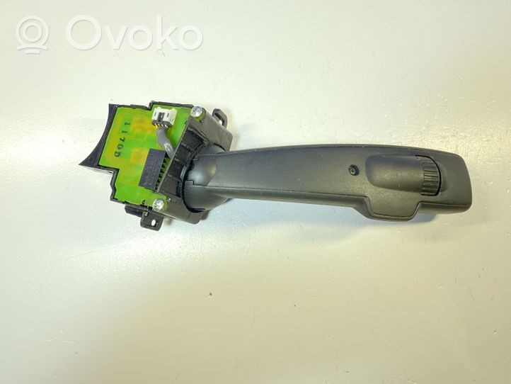 Volvo V50 Wiper speed switch 8682869