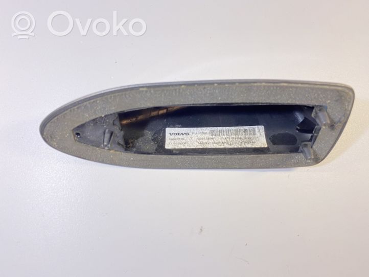 Volvo V50 Kattoantennin (GPS) suoja 39897578