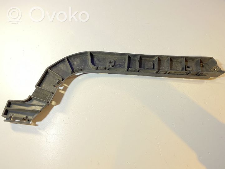 Volvo V50 Staffa angolare del supporto di montaggio del paraurti 30763017