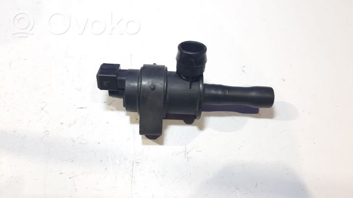 Volvo S60 Electromagnetic valve 8653909