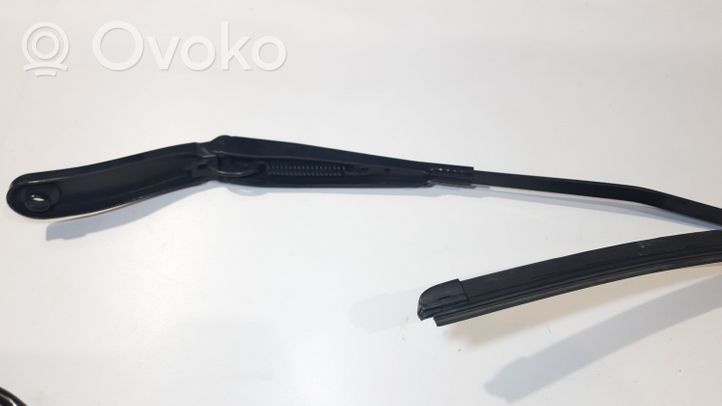 Volvo S60 Windshield/front glass wiper blade 30753504