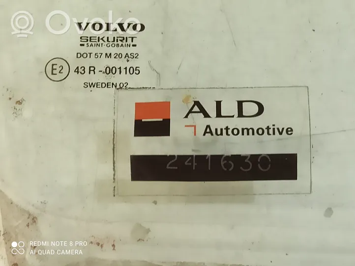 Volvo S60 Szyba drzwi przednich 241630