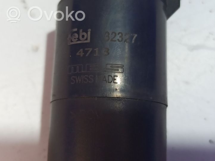 Saab 9-5 Pompe de lave-glace de pare-brise 12788695