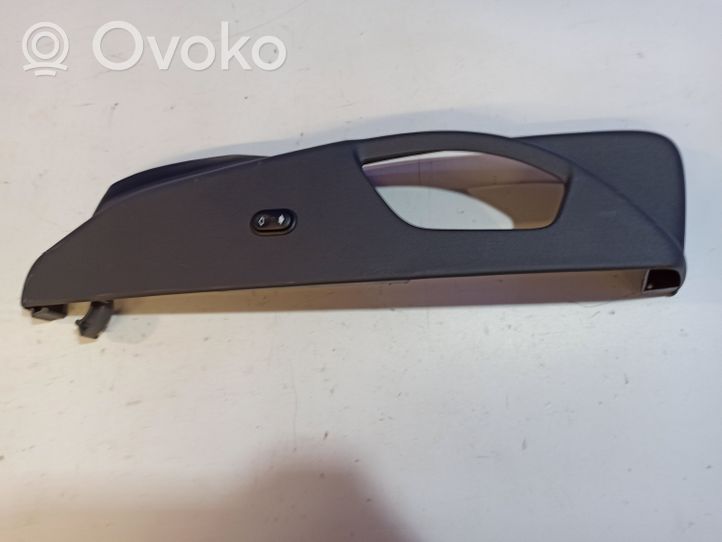 Volvo S60 Cornice di rivestimento della regolazione del sedile della portiera anteriore 39834787