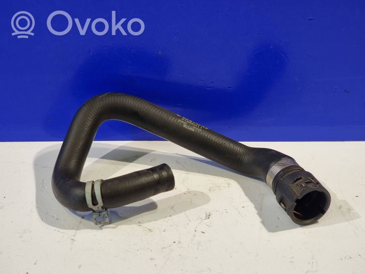Volvo XC90 Moottorin vesijäähdytyksen putki/letku 31686011