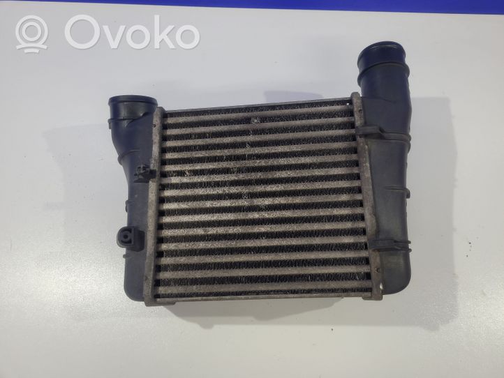 Audi A6 S6 C5 4B Chłodnica powietrza doładowującego / Intercooler 8E0145805F