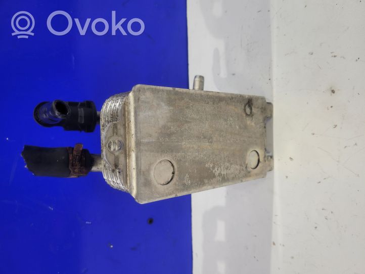 Volvo V50 Engine oil radiator 30723129