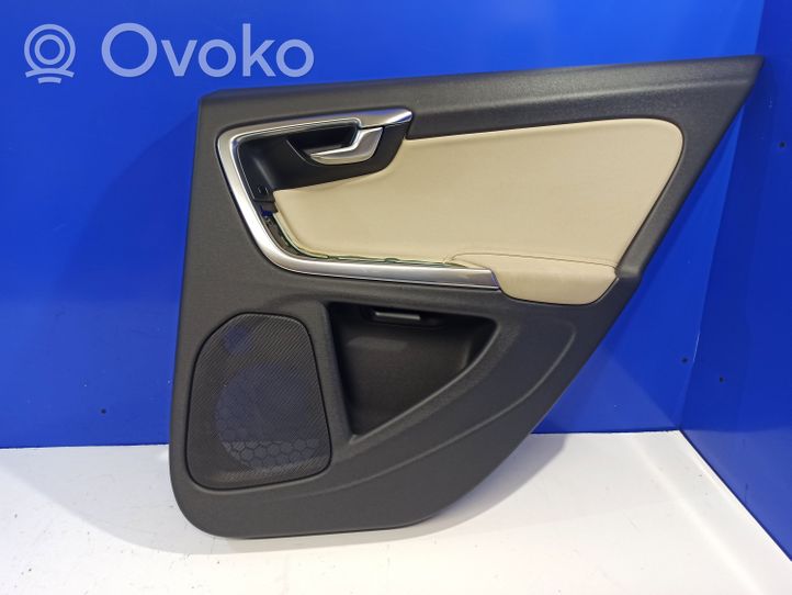 Volvo S60 Takaoven verhoilu 39813376