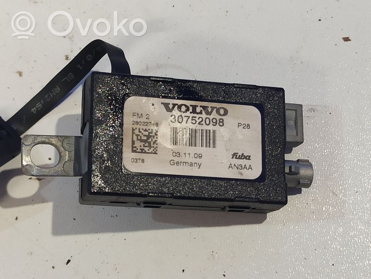 Volvo XC90 Усилитель антенны 30752098
