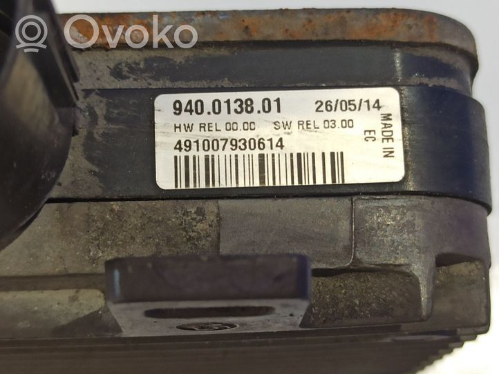 Volvo V60 Coolant fan relay 940013801