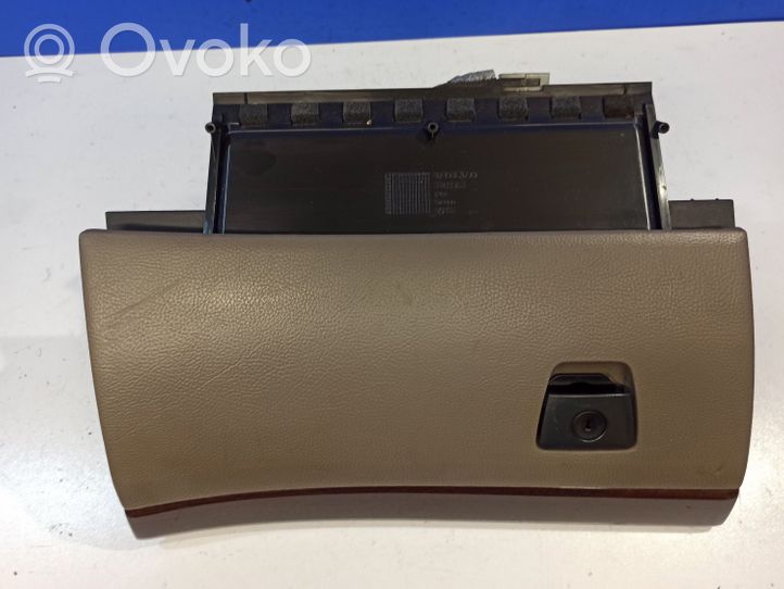 Volvo XC90 Glove box 3409563