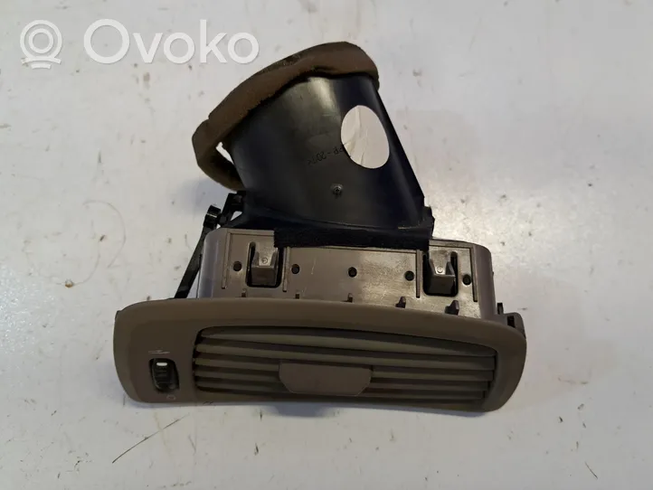 Volvo V70 Copertura griglia di ventilazione cruscotto 3409375