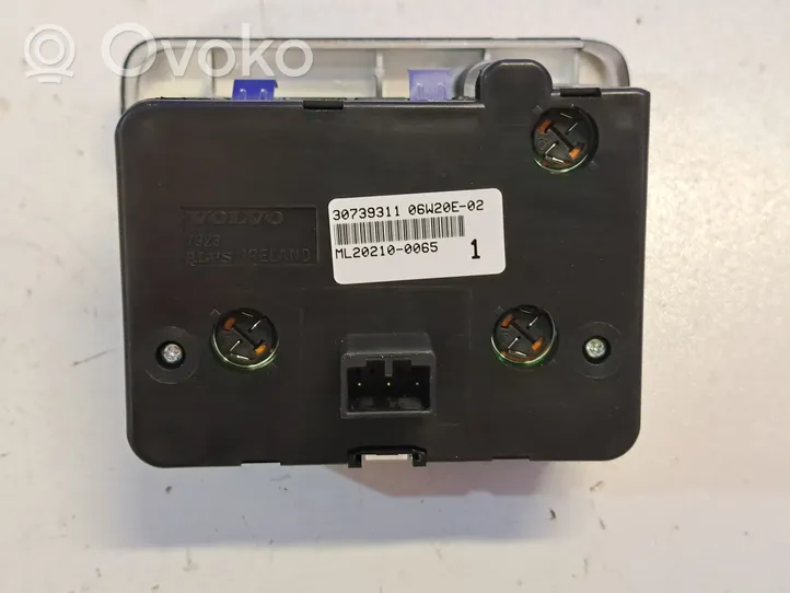 Volvo V70 Light switch 30739311