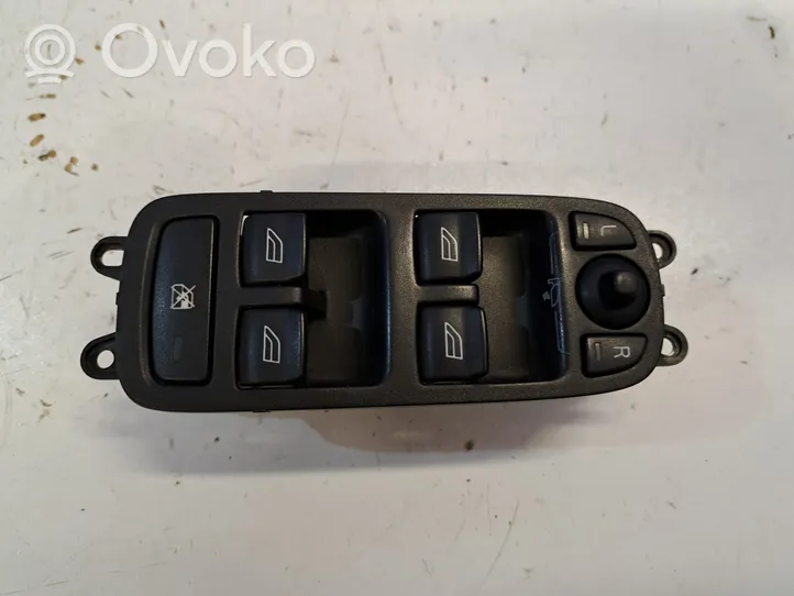 Volvo S40 Sähkötoimisen ikkunan ohjauskytkin 30658444