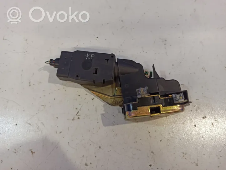 Volvo S40, V40 Etuoven lukko 30859706