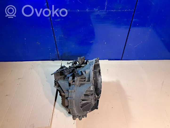 Volvo S40 Mechaninė 6 pavarų dėžė 36050232