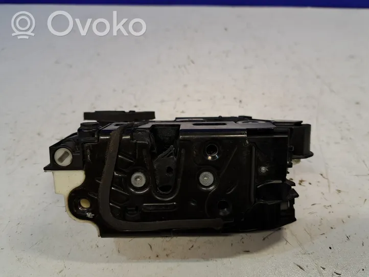 Volkswagen Golf VII Rear door lock 5K4839015S