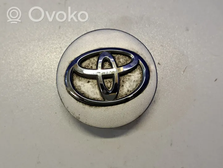 Toyota Auris E180 Mozzo/copricerchi/borchia della ruota R12 4260302201