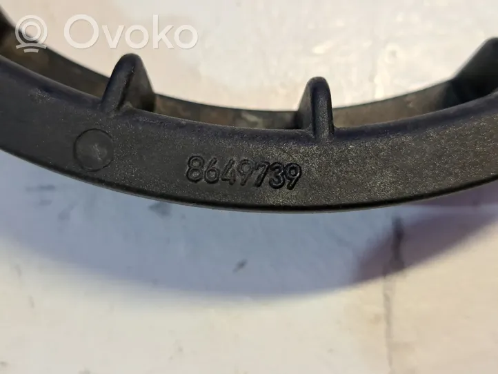 Volvo V70 Fuel tank mounting bracket 8649739