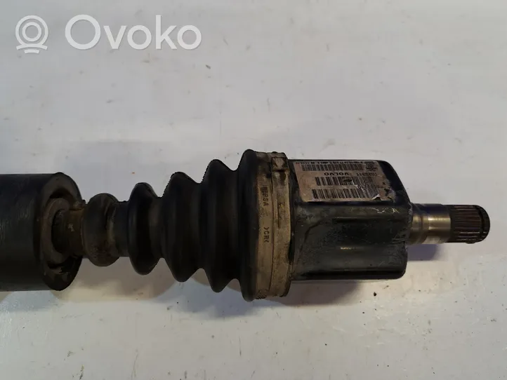 Volvo V70 Semiasse anteriore 8689210