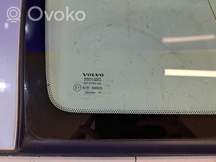 Volvo V70 Galinis šoninis kėbulo stiklas 8662806
