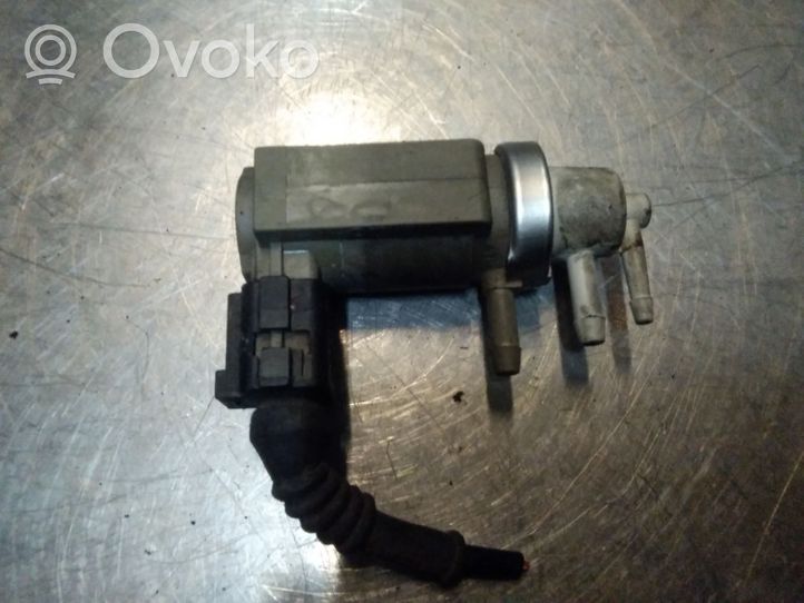 Audi A6 S6 C5 4B Turboahtimen magneettiventtiili 72290321