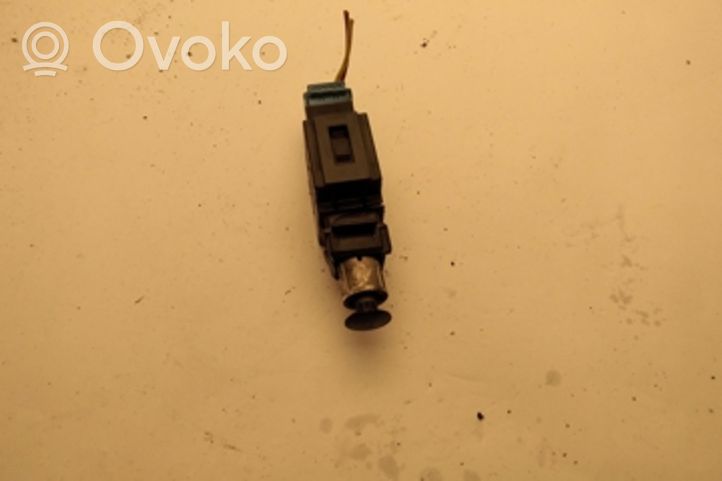 Volvo S80 Brake pedal sensor switch 9472300