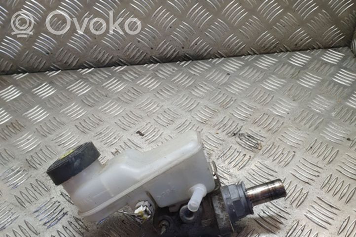 Toyota Yaris Verso Główny cylinder hamulca JKC