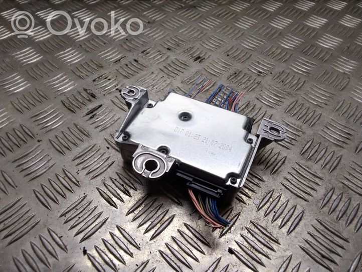 Renault Megane II Airbag control unit/module 8200411004