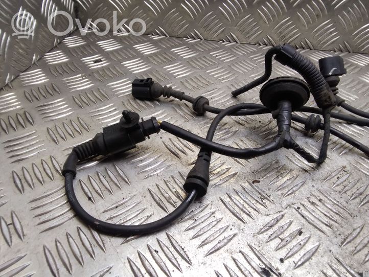 Volkswagen Touareg I Rear ABS sensor wiring 