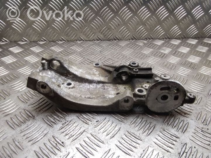 Citroen C4 I Uchwyt / Mocowanie sprężarki klimatyzacji 9650034280