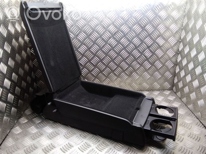 Volkswagen Phaeton Rear seat armrest 3D5885081