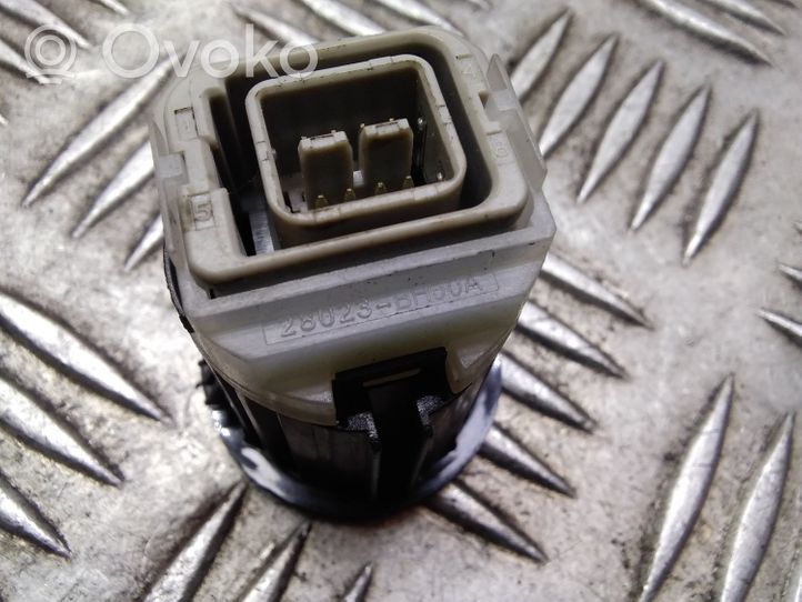 Nissan Qashqai USB socket connector 28023BH00A