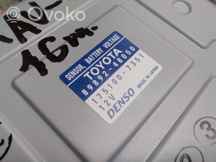 Toyota RAV 4 (XA40) Module de contrôle de batterie 55567731