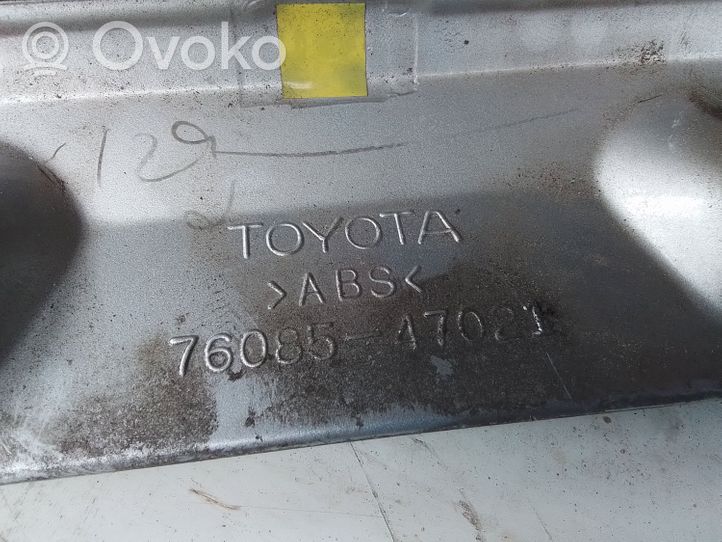 Toyota Prius (XW20) Takaluukun/tavaratilan spoileri 7608547021