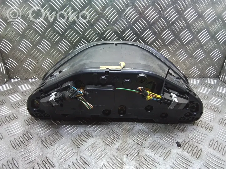 Mercedes-Benz E W210 Tachimetro (quadro strumenti) A2105402811