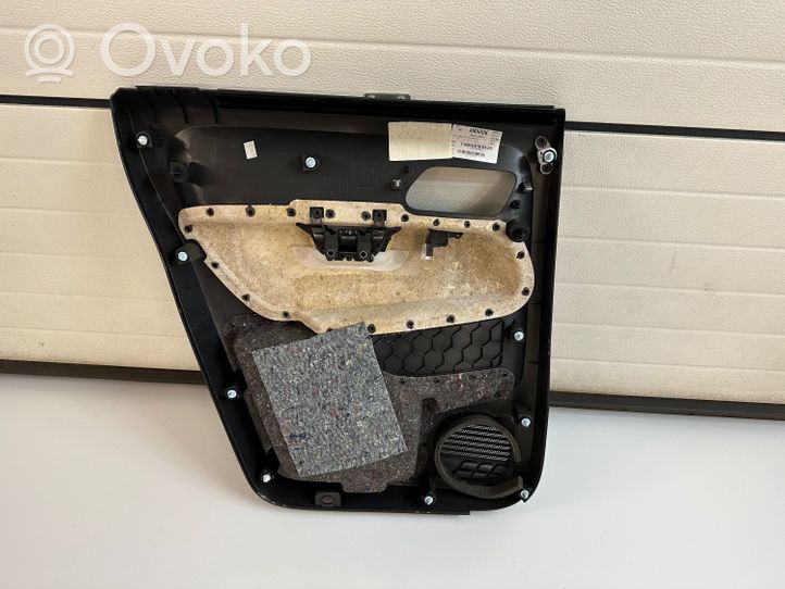 Volkswagen Amarok Takaoven verhoilu 2HH867212