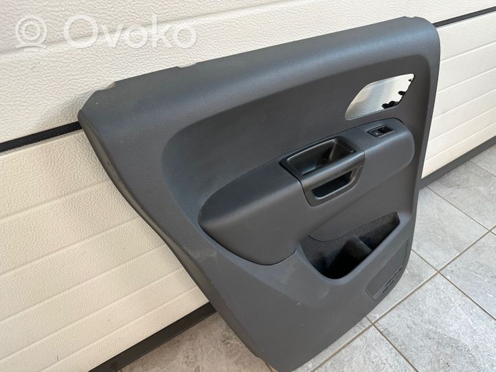 Volkswagen Amarok Takaoven verhoilu 2HH867211B