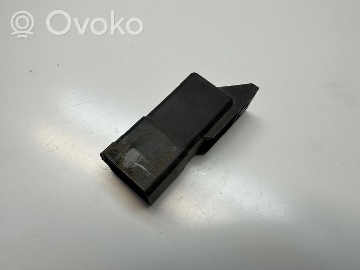 Volkswagen Amarok Przekaźnik / Modul układu ogrzewania wstępnego 038907281D