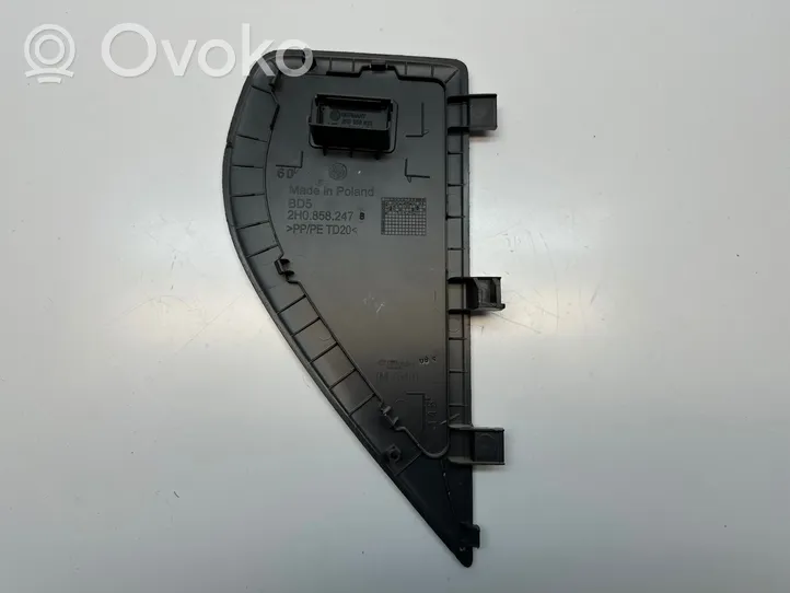 Volkswagen Amarok Boczny element deski rozdzielczej 2H0858247B