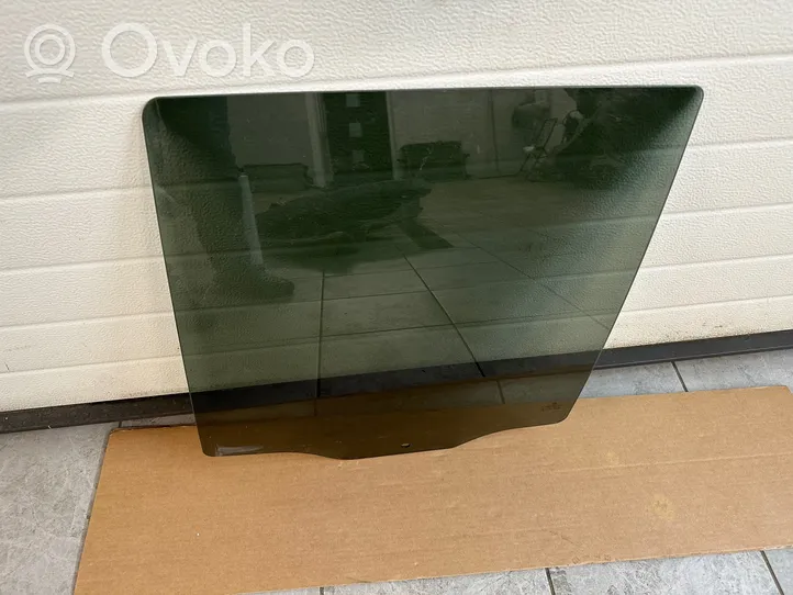 Volkswagen Amarok Rear door window glass 