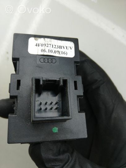 Audi A6 S6 C6 4F Interrupteur d'éclairage de la cabine dans le panneau 4F0927123BVUV