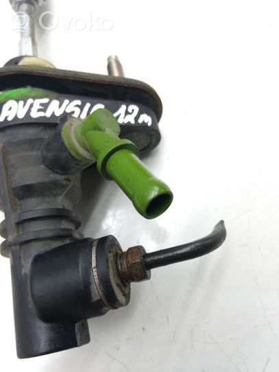 Toyota Avensis T270 Główny cylinder sprzęgła 3142002051B