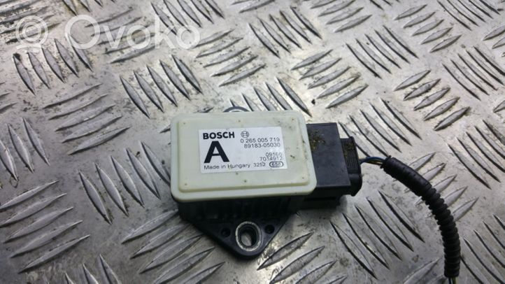 Toyota Avensis T270 Sensore di imbardata accelerazione ESP 8918305030