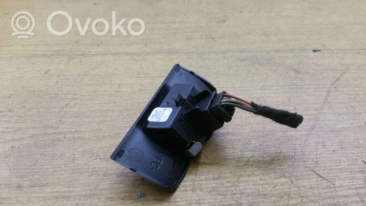 Audi A6 S6 C6 4F Gaismas sensors 4F0907539B