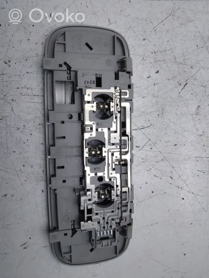 Volkswagen PASSAT CC Illuminazione sedili posteriori 3C0947291